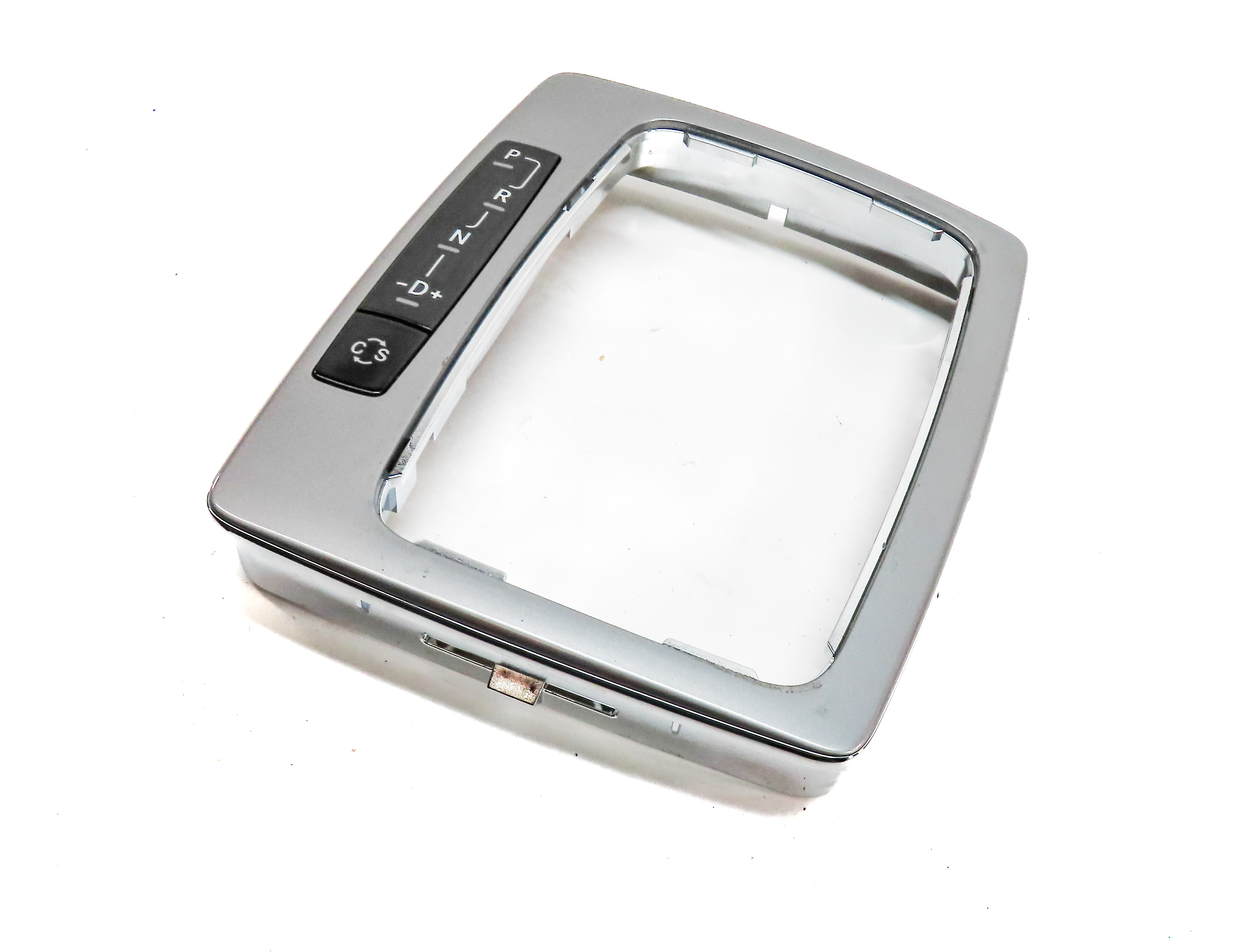 2010 MERCEDES GLK350 (X204) AUTO TRANSMISSION GEAR SHIFT INDICATOR SELECT TRIM — exact item pictured